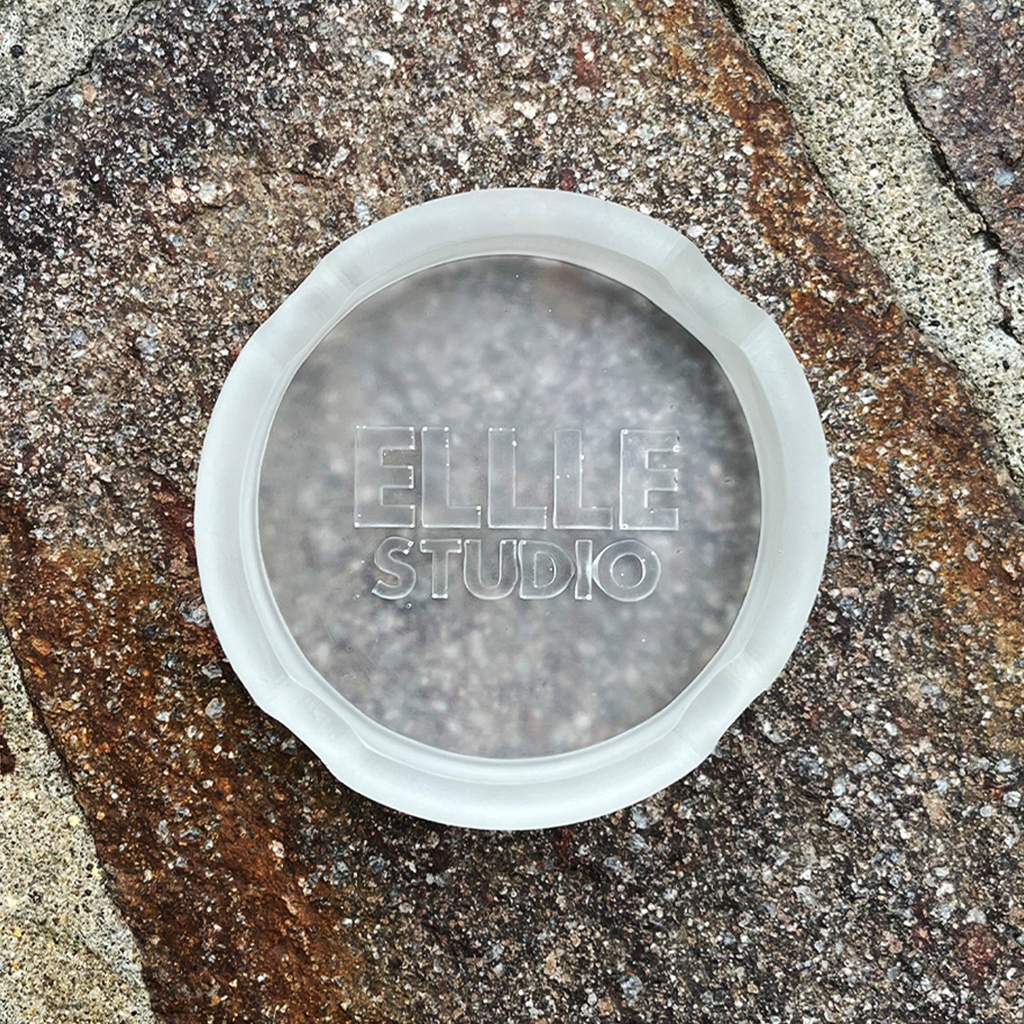 POSACENERE IN RESINA